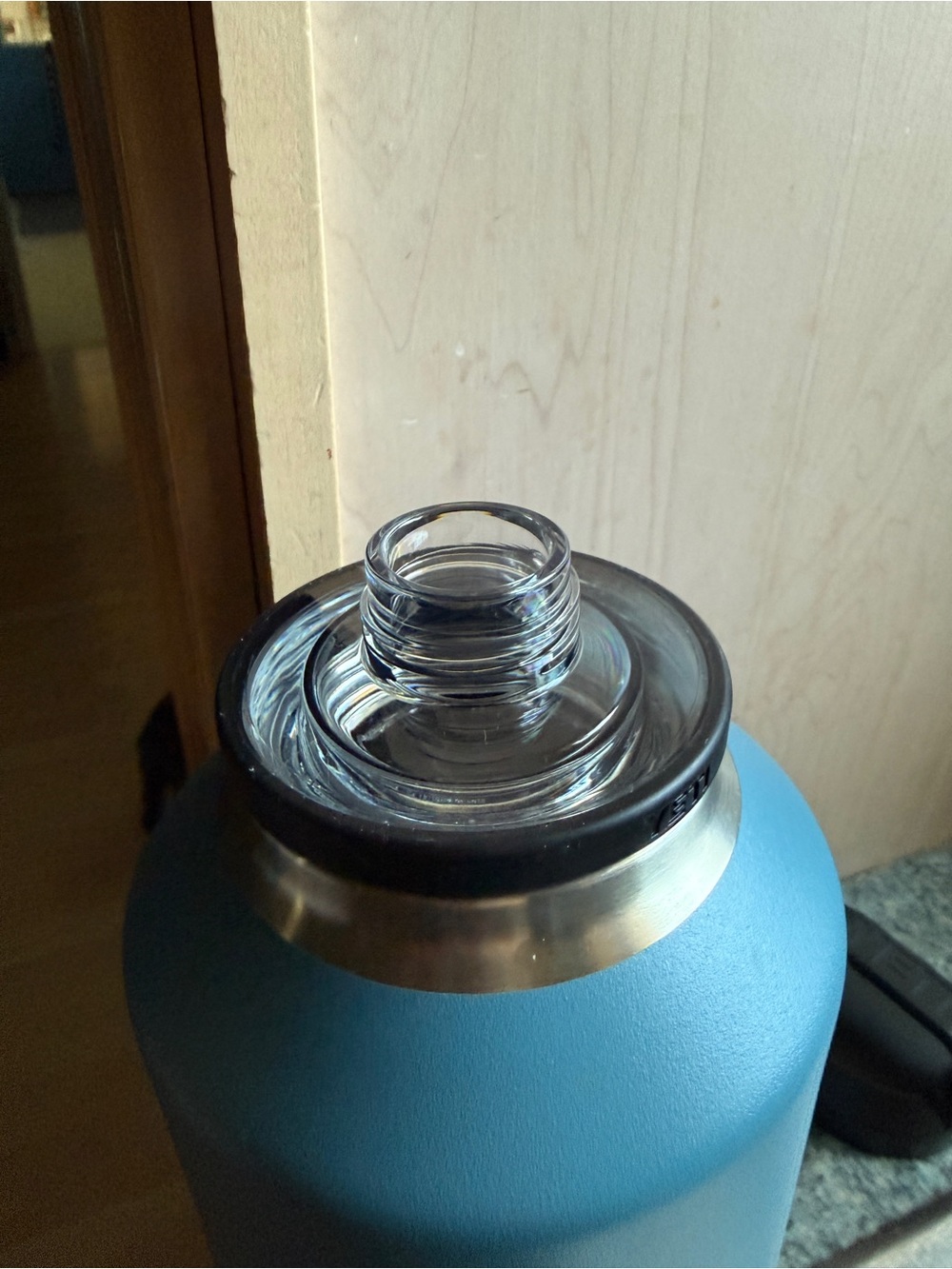 YETI Rambler Stainless Water Bottle - Blue - Picture 2 of 4